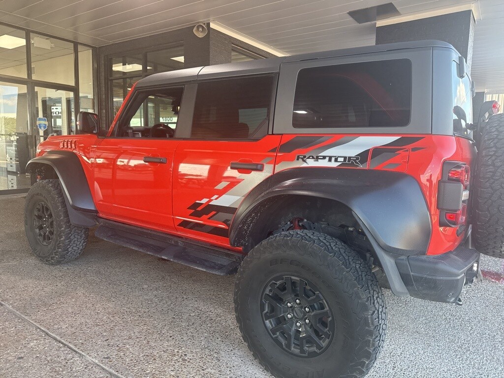 2022 Ford Bronco Raptor photo 2