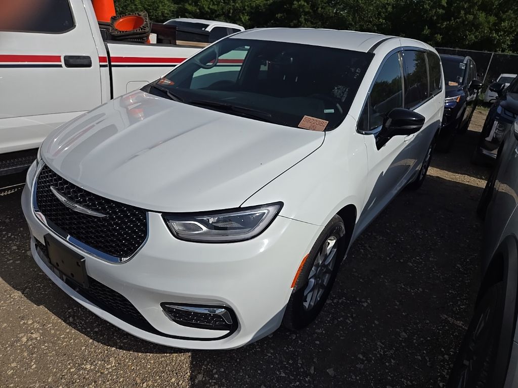 2026 Chrysler Pacifica