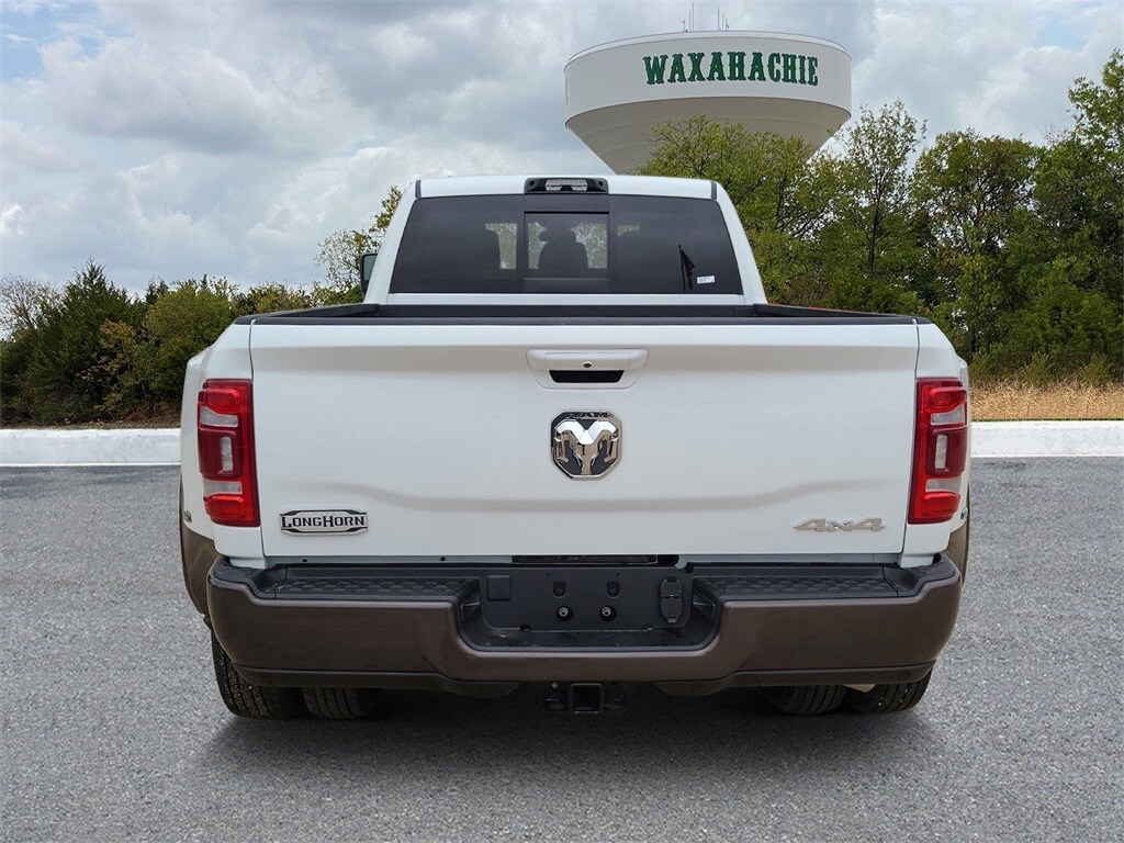 2024 Ram 3500 Laramie Longhorn photo 4