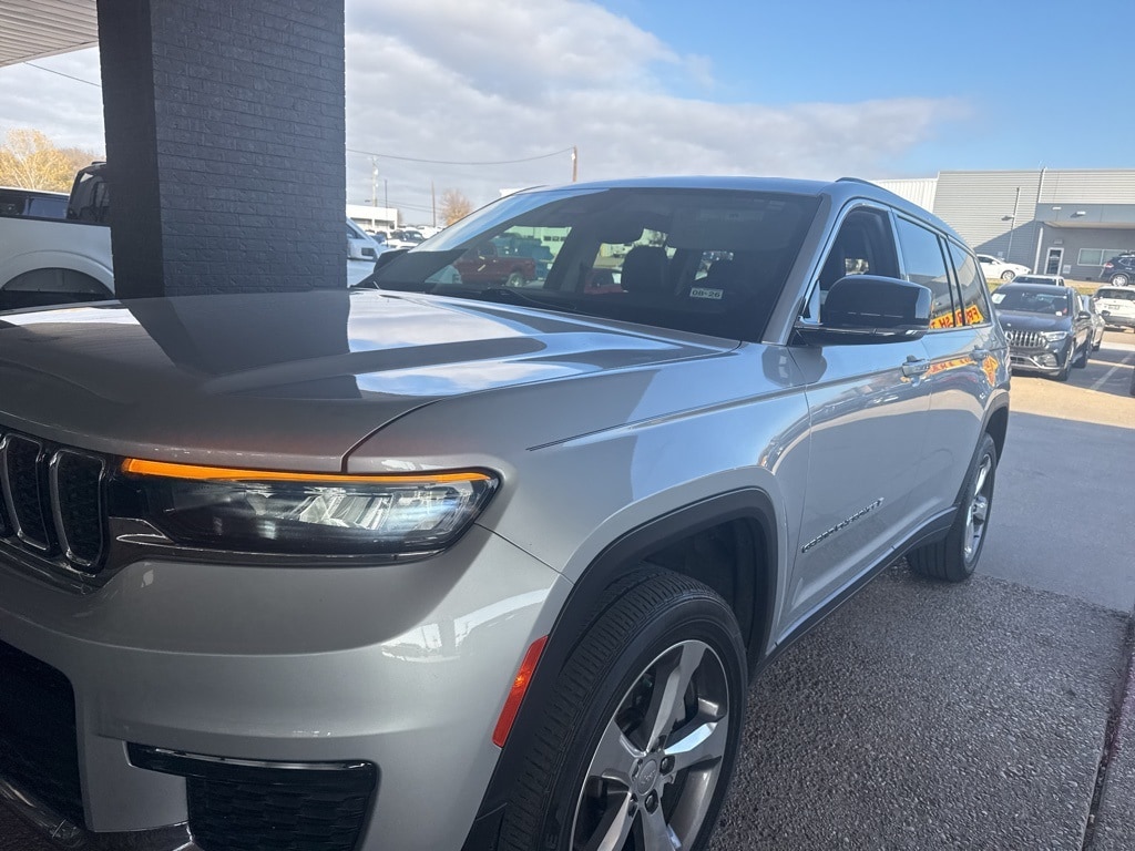 2021 Jeep Grand Cherokee L Limited's photo