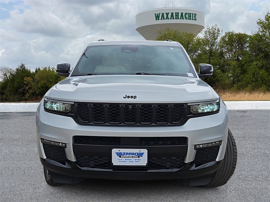 Used 2023 Jeep Grand Cherokee L Limited with VIN 1C4RJJBG3P8110055 for sale in Waxahachie, TX