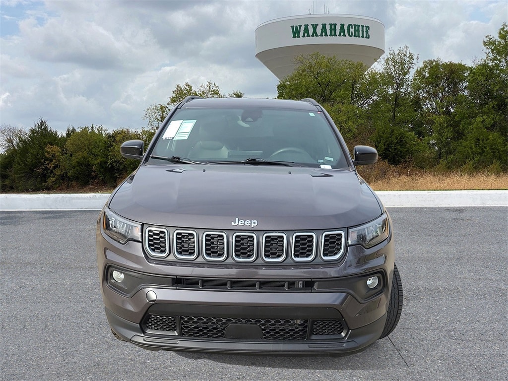Used 2024 Jeep Compass Latitude SUV