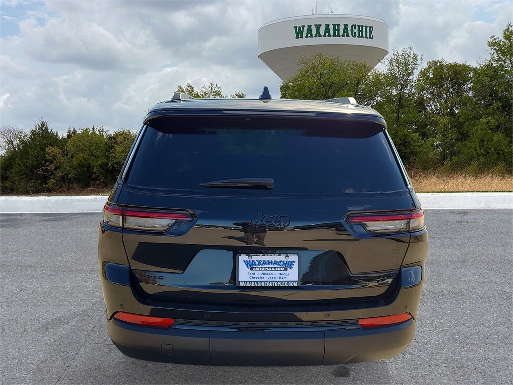 Used 2025 Jeep Grand Cherokee L Altitude SUV