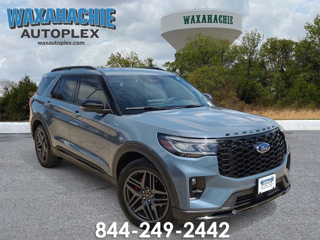Used 2025 Ford Explorer ST-Line SUV