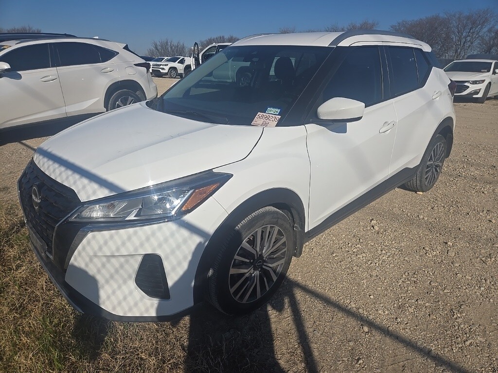 Used 2024 Nissan Kicks SV SUV