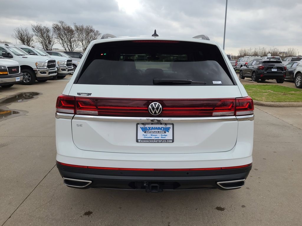 Used 2025 Volkswagen Atlas 2.0T SE w/Technology SUV