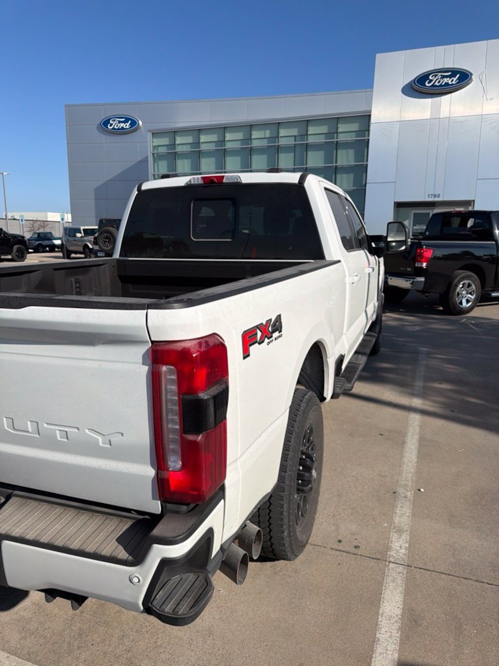 Certified 2024 Ford F-250SD Lariat Truck