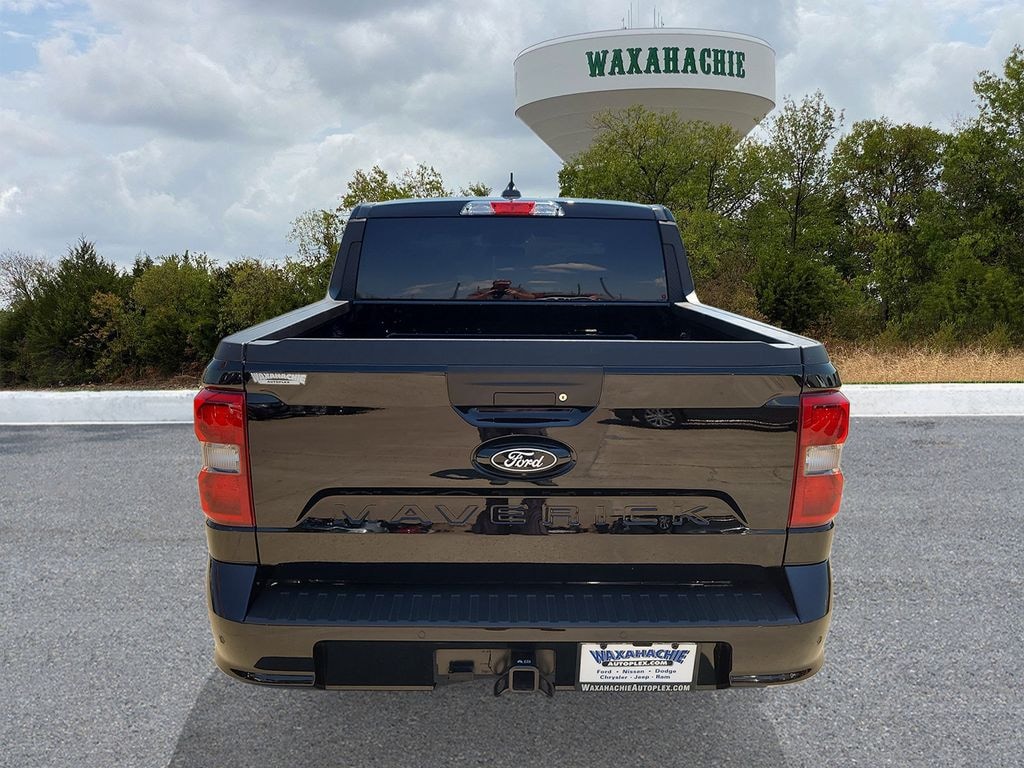 Certified 2025 Ford Maverick Lobo Standard Truck