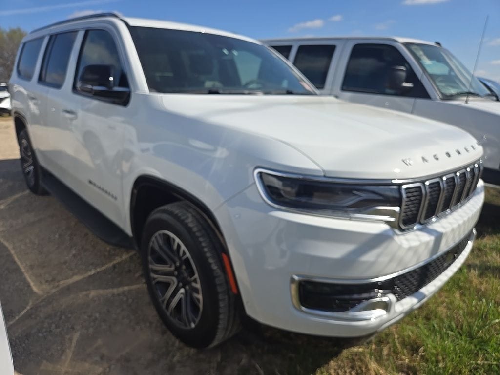 Used 2025 Jeep Wagoneer L Series II SUV
