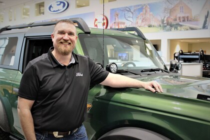 Staff member Jeremy Pirotte from ID_c661d2dfeff1