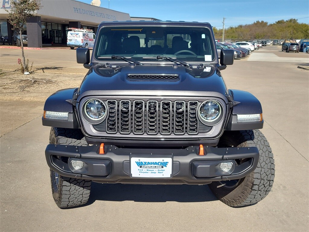 Used 2025 Jeep Gladiator Mojave Truck
