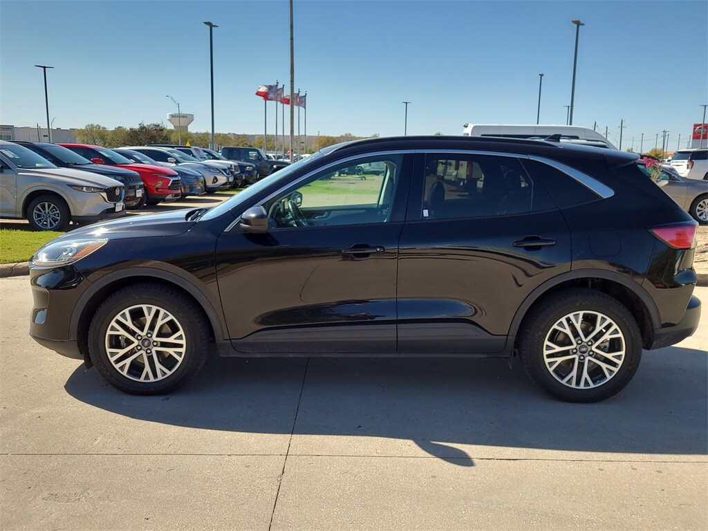 2022 Ford Escape SEL photo 3