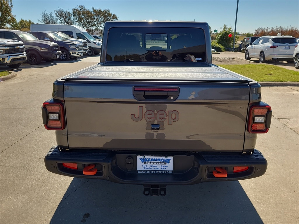 Used 2025 Jeep Gladiator Mojave Truck