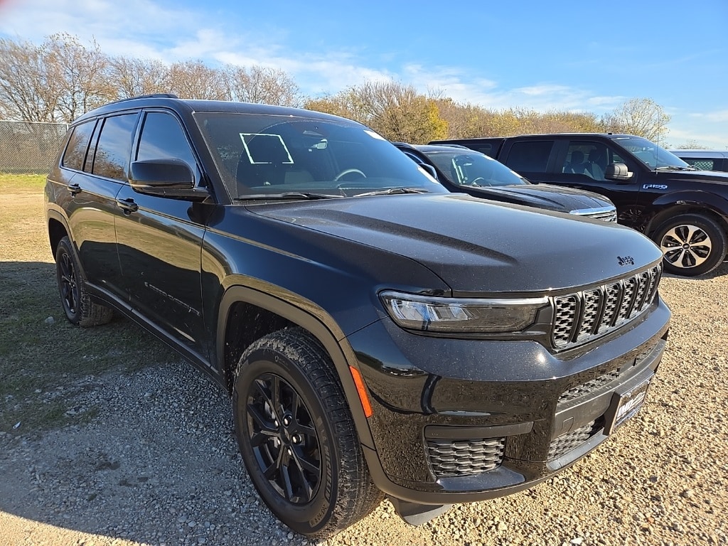 Used 2025 Jeep Grand Cherokee L Altitude SUV