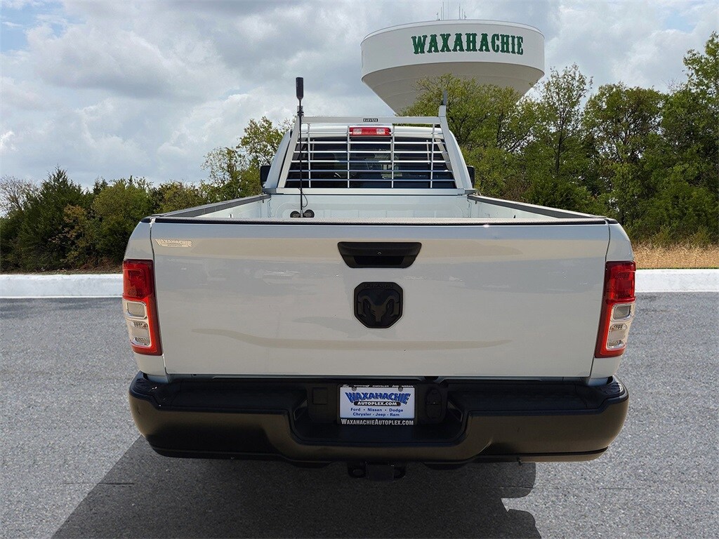 2023 Ram 2500 Tradesman photo 4