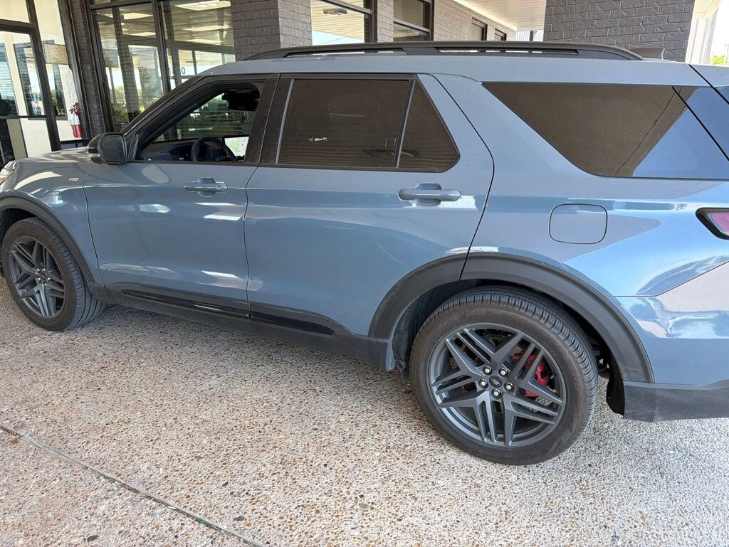 Used 2025 Ford Explorer ST-Line SUV