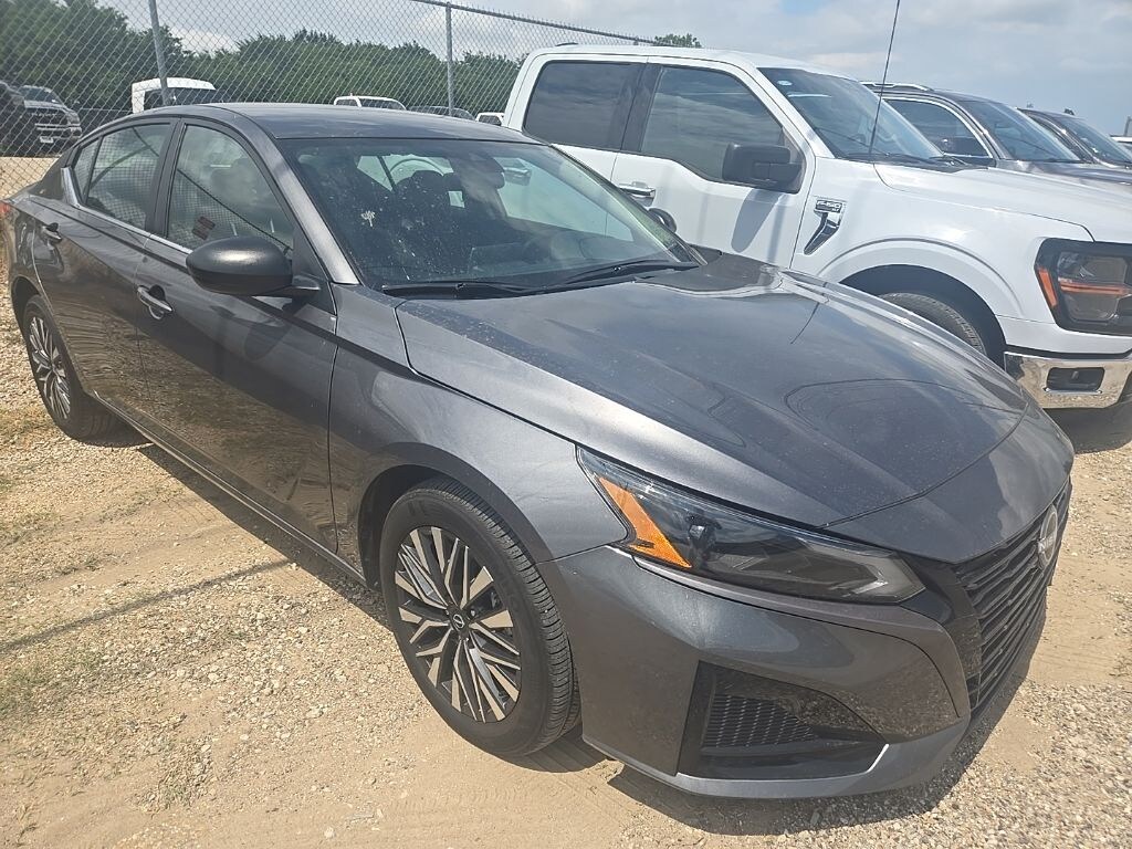 Used 2026 Nissan Altima 2.5 SV Sedan