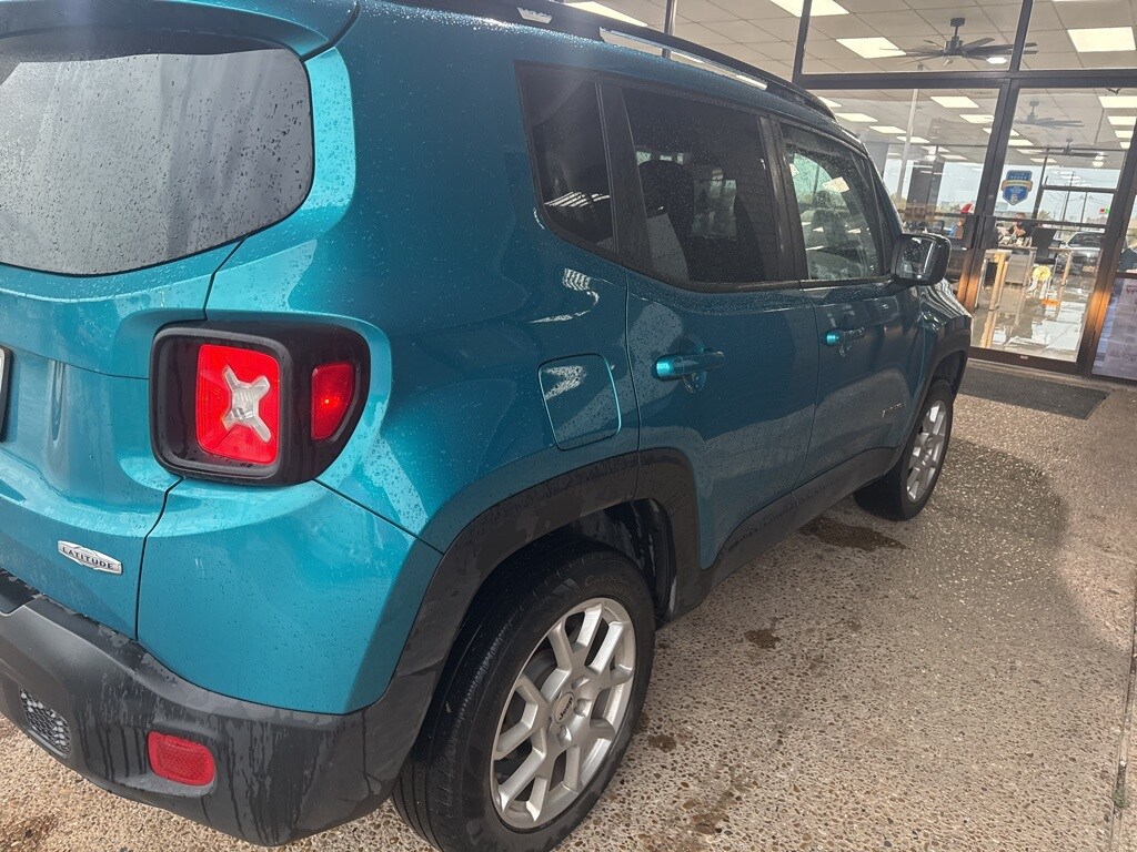 Used 2022 Jeep Renegade Latitude SUV