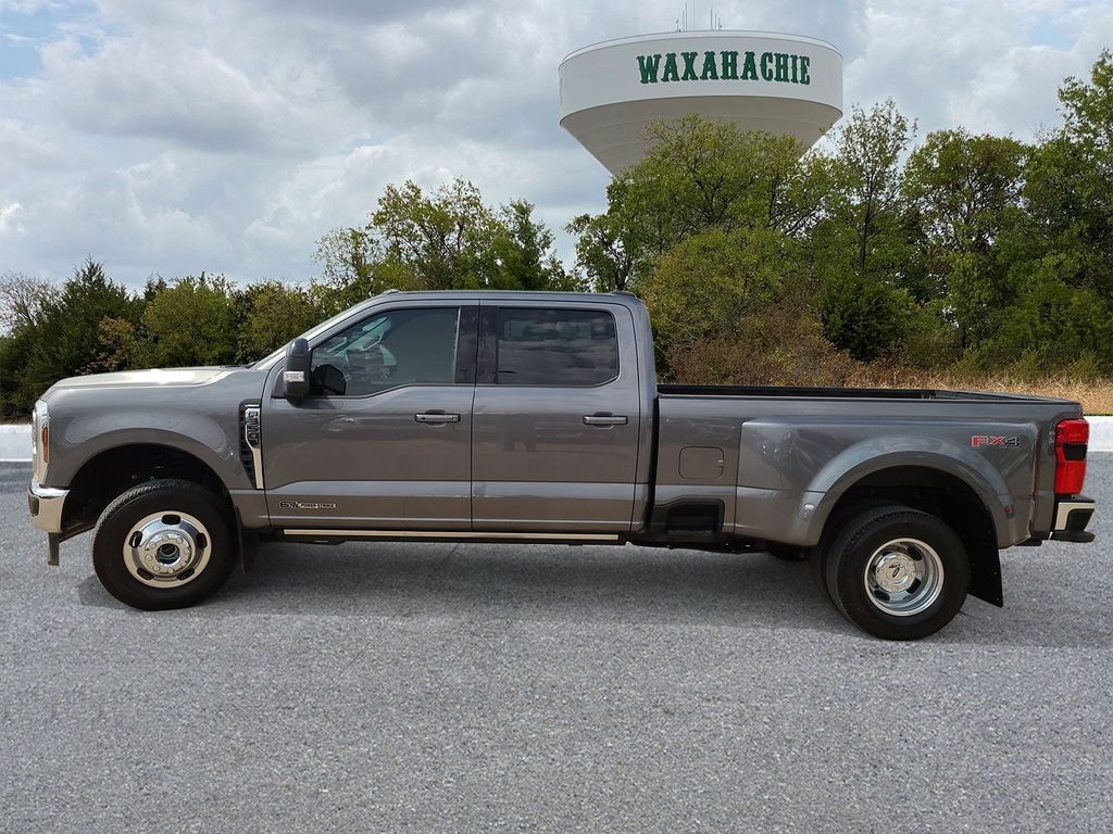 Certified 2025 Ford F-350SD Lariat Truck