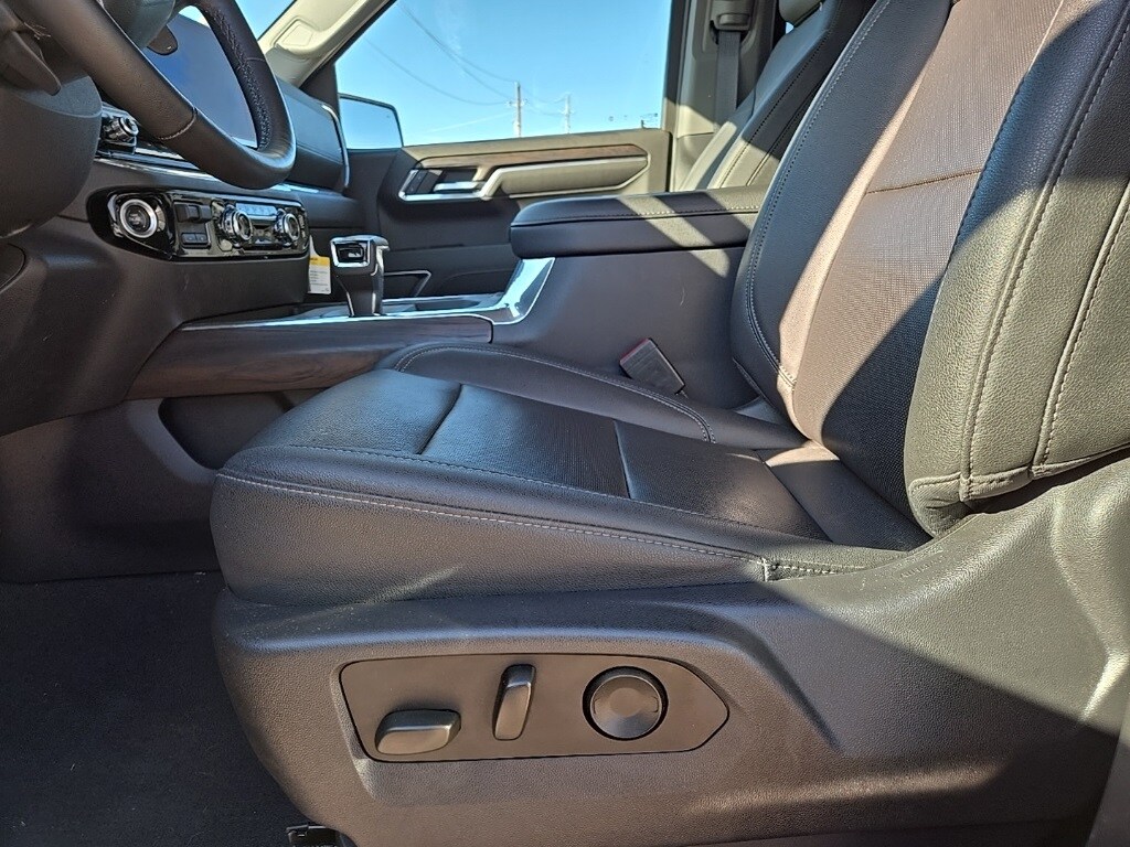 Used 2023 GMC Sierra 1500 SLT Truck