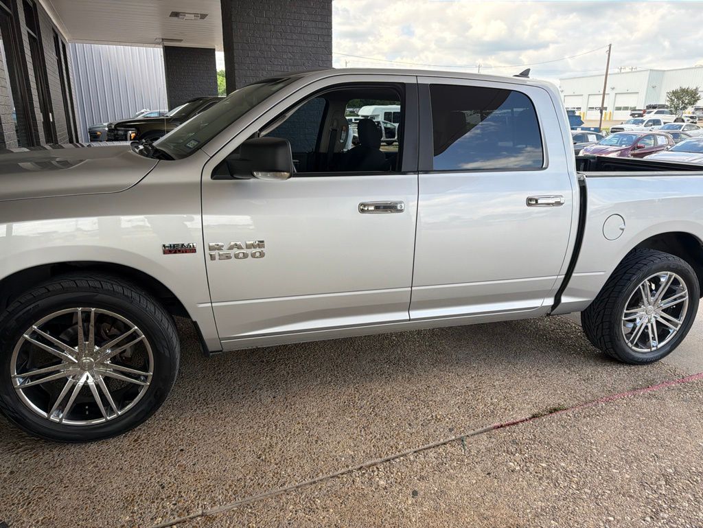2018 RAM 1500 Lone Star Crew Cab 5'7's photo