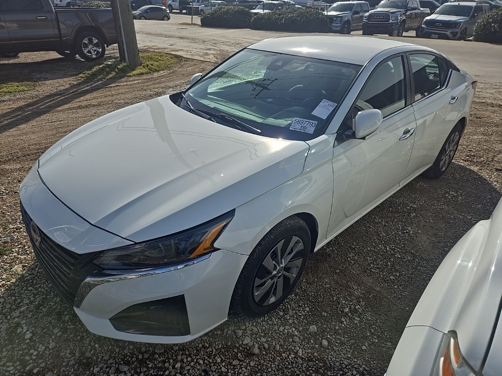 2023 Nissan Altima S