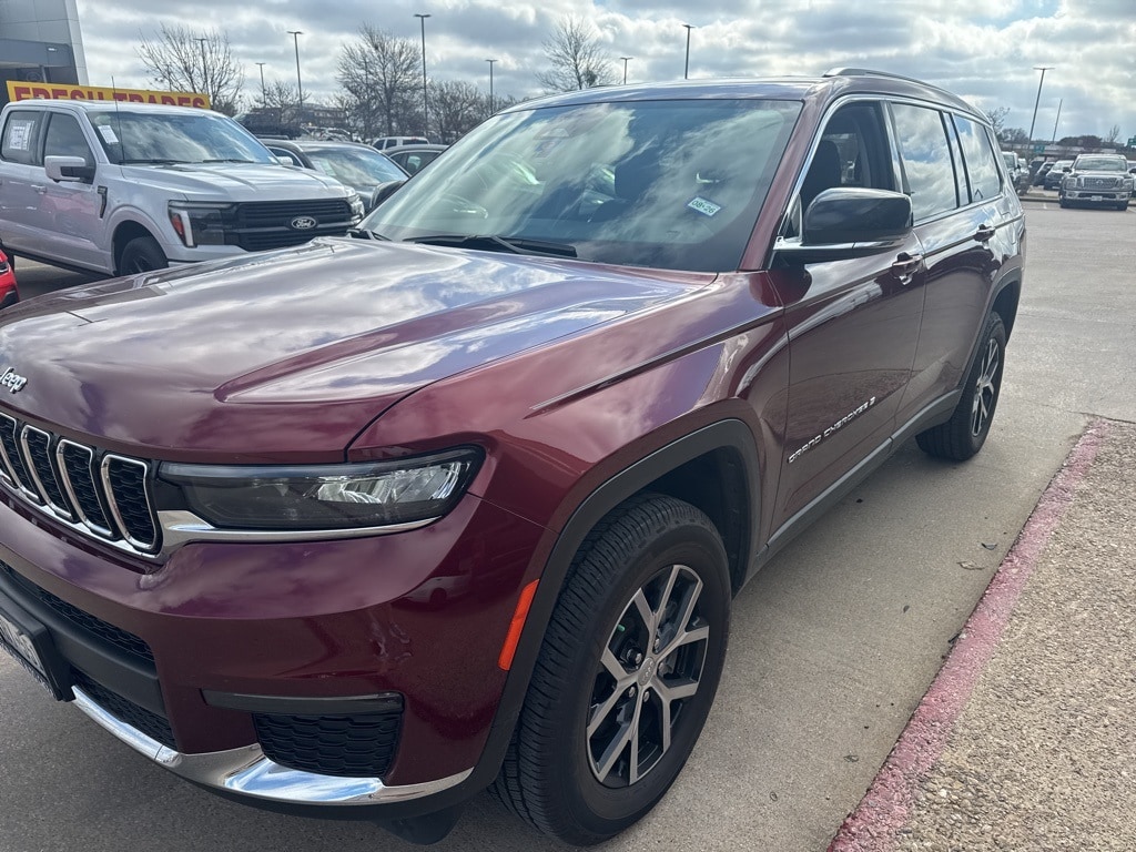 2023 Jeep Grand Cherokee L Limited's photo