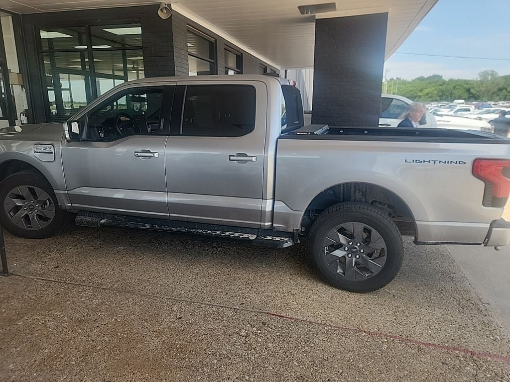 Certified 2022 Ford F-150 Lightning Lariat Truck