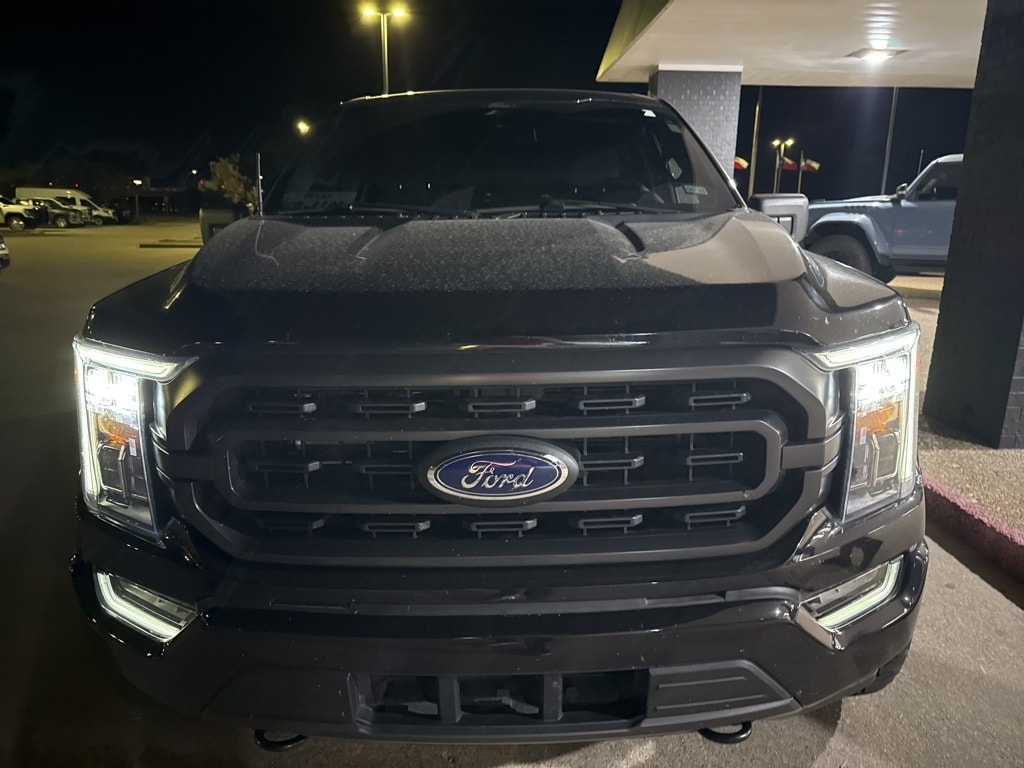 2022 Ford F-150 XLT's photo