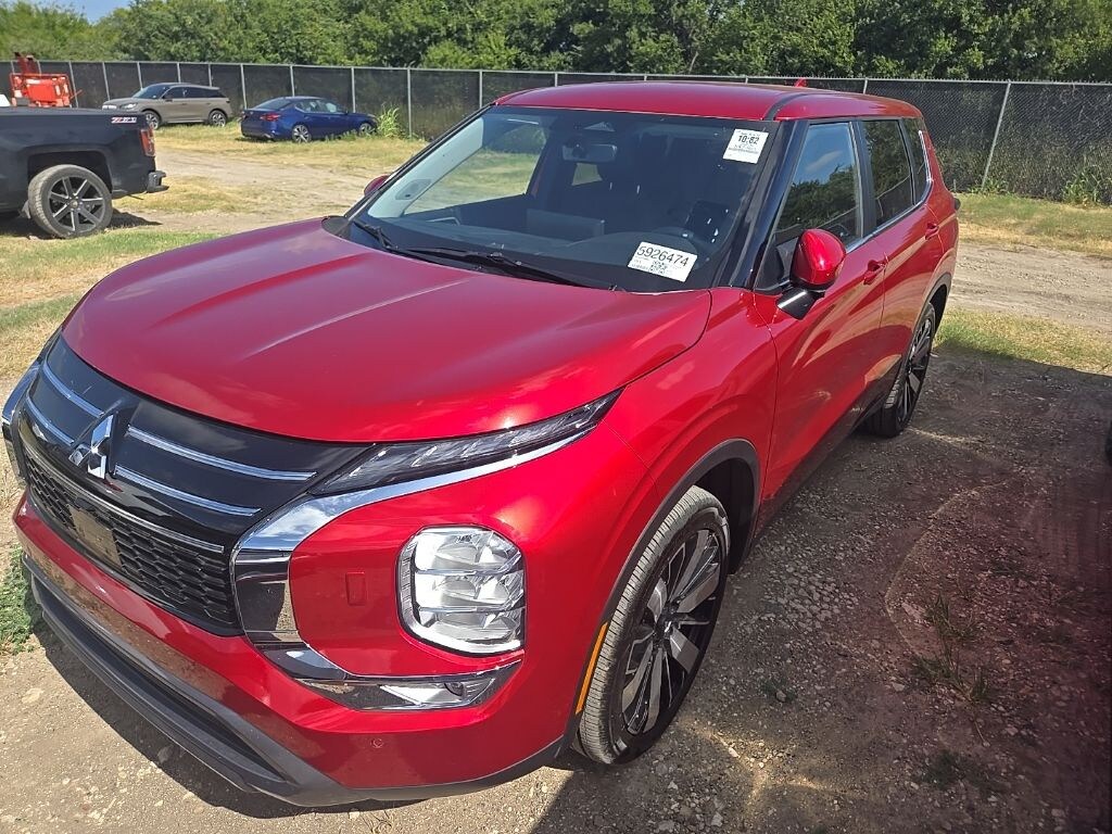 Certified 2025 Mitsubishi Outlander Trail Edition SUV