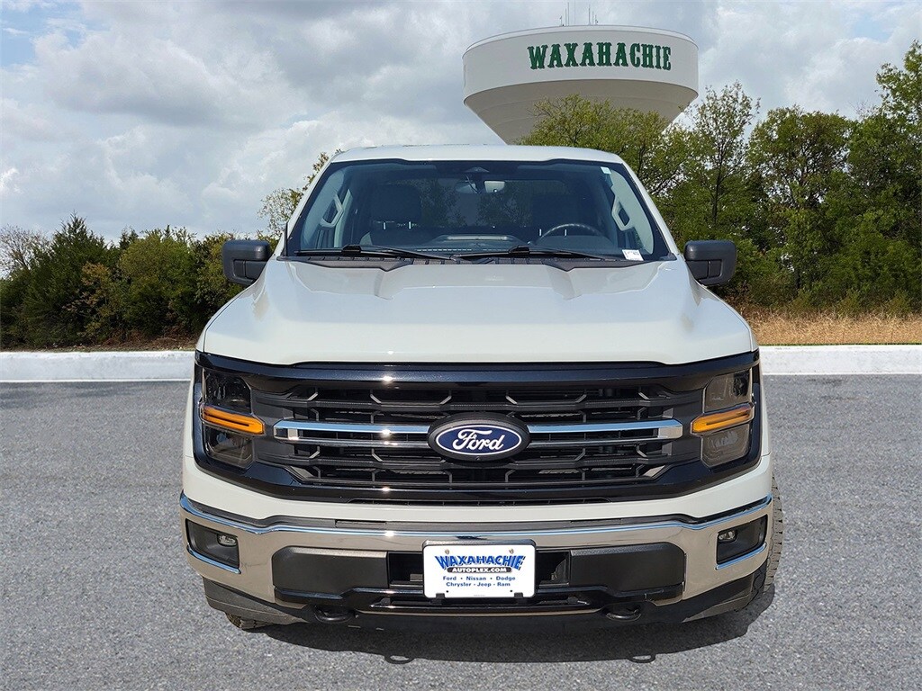 2024 Ford F-150 XLT photo 2