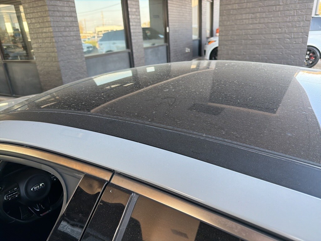 2021 Kia Stinger GT2 photo 2