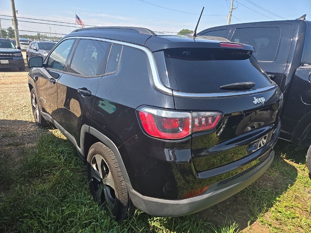 Used 2018 Jeep Compass Latitude SUV