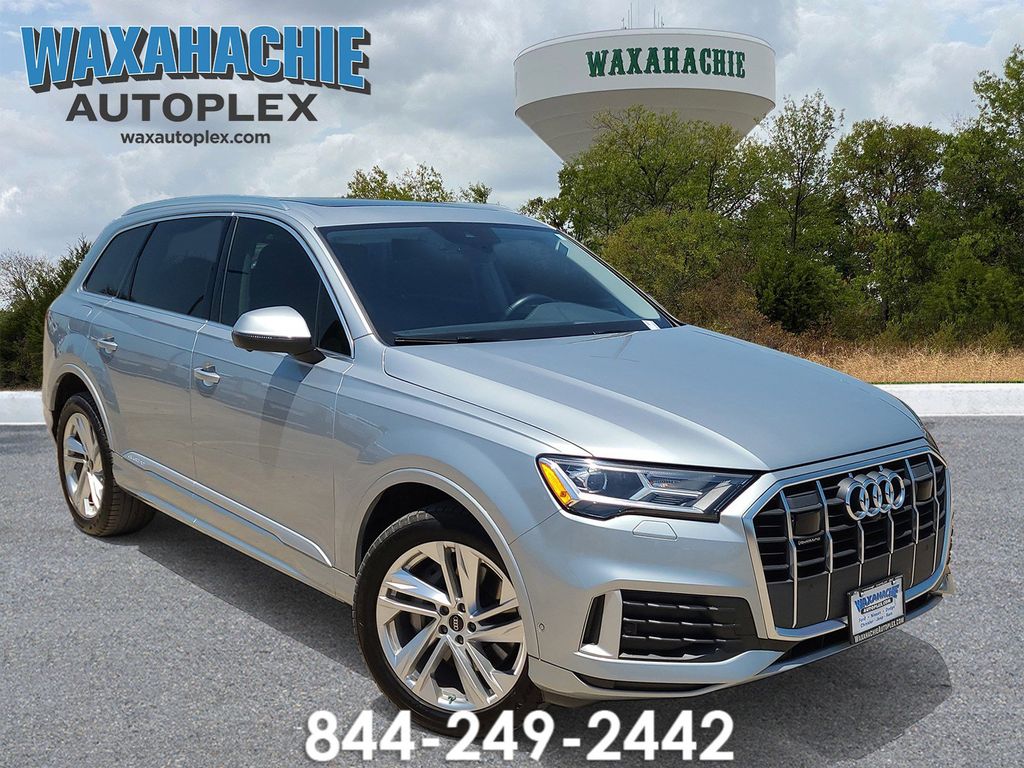 2023 Audi Q7 45 Premium quattro Tiptronic's photo