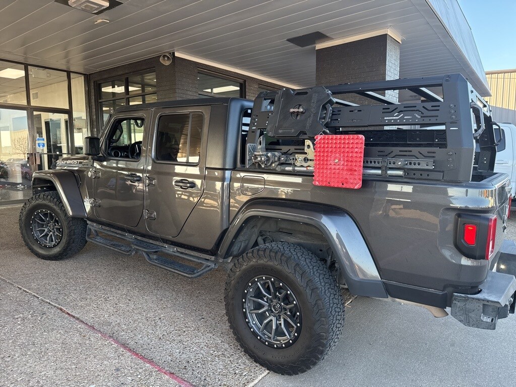 Used 2022 Jeep Gladiator Overland Truck