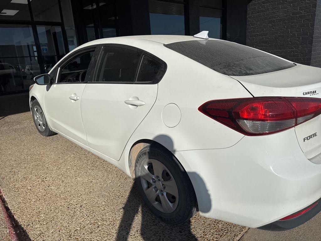 Used 2017 Kia Forte LX Sedan