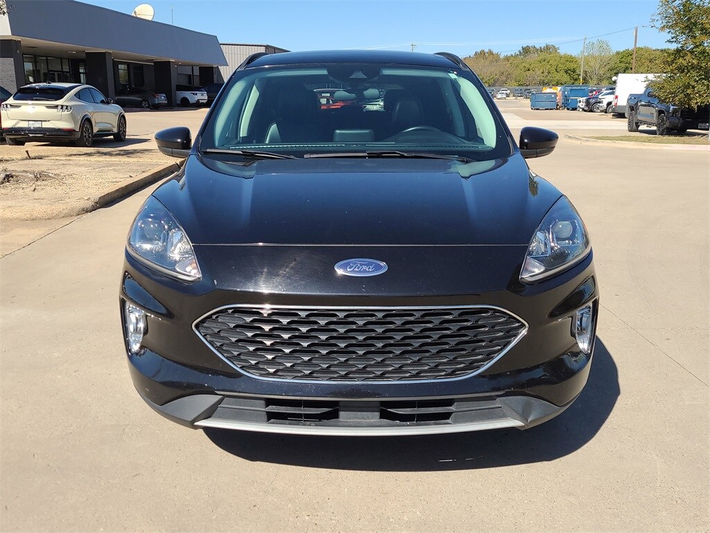 2022 Ford Escape SEL photo 2