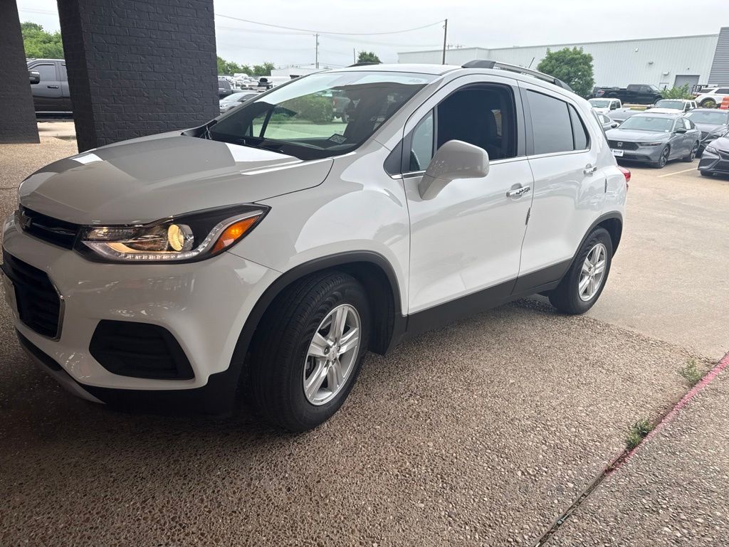 Used 2017 Chevrolet Trax LT with VIN KL7CJLSB1HB089326 for sale in Waxahachie, TX