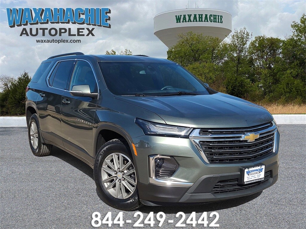 Used 2023 Chevrolet Traverse LT SUV