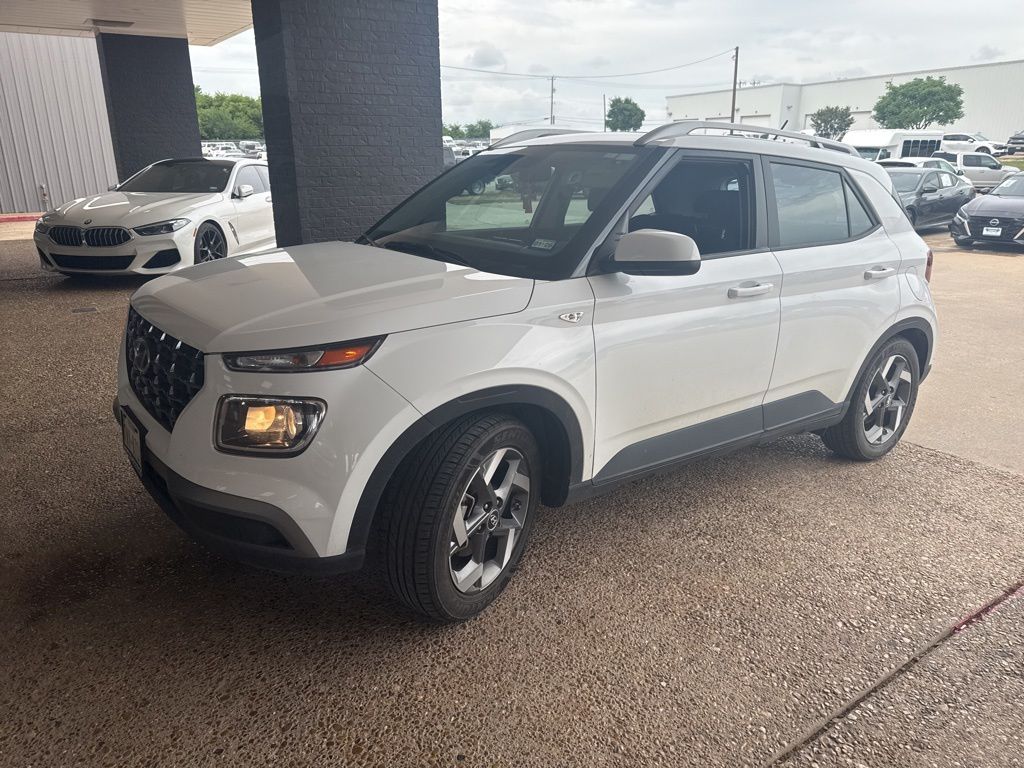 Used 2023 Hyundai Venue SEL with VIN KMHRC8A37PU223186 for sale in Waxahachie, TX