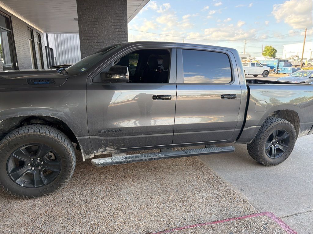 2023 RAM 1500 Big Horn/Lone Star 4x4 Crew Cab 5'7's photo