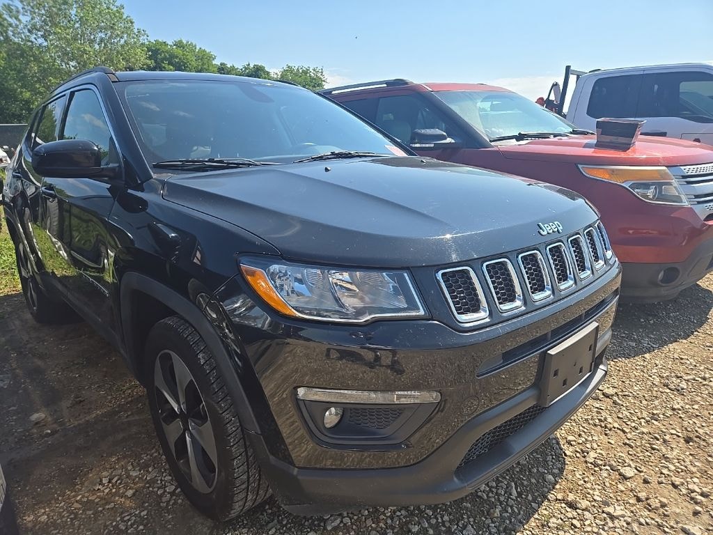Used 2018 Jeep Compass Latitude SUV
