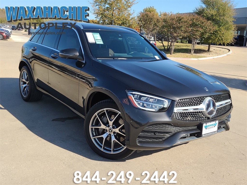 2021 Mercedes-Benz GLC GLC300's photo