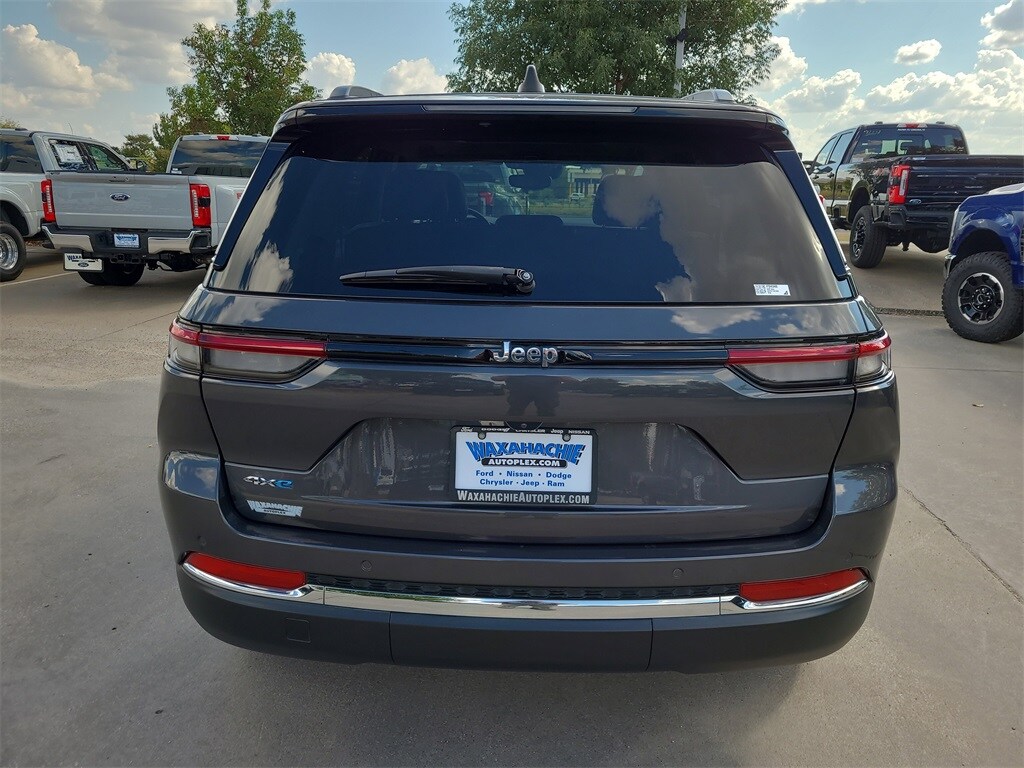 2022 Jeep Grand Cherokee Limited 4xe photo 4