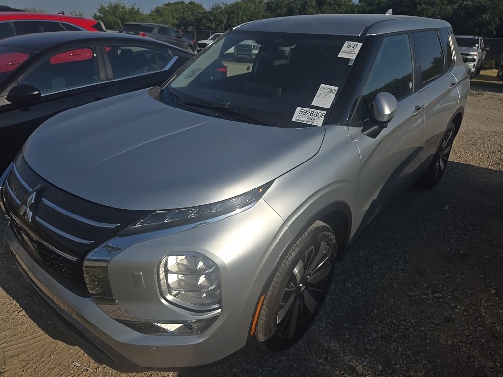 2025 Mitsubishi Outlander