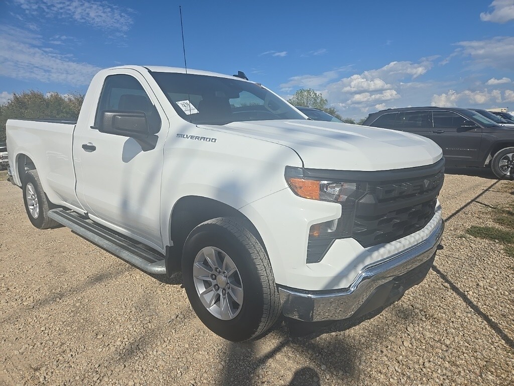 2024 Chevrolet Silverado 1500 photo 4