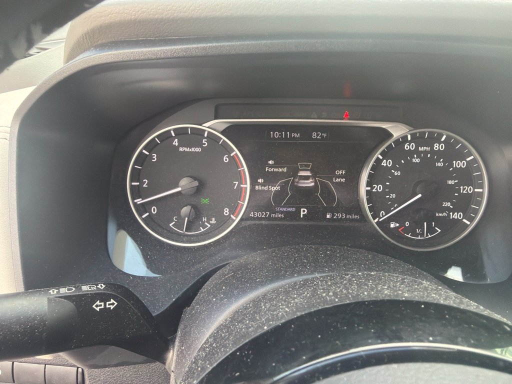  Nissan Rogue