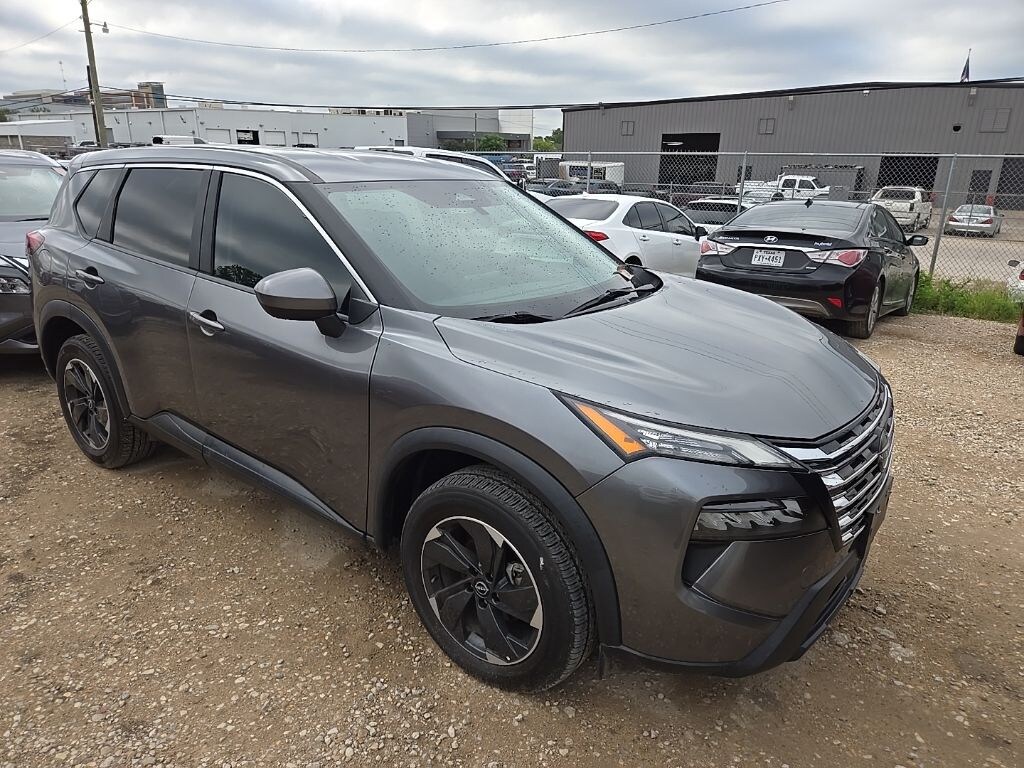 Used 2024 Nissan Rogue SV SUV
