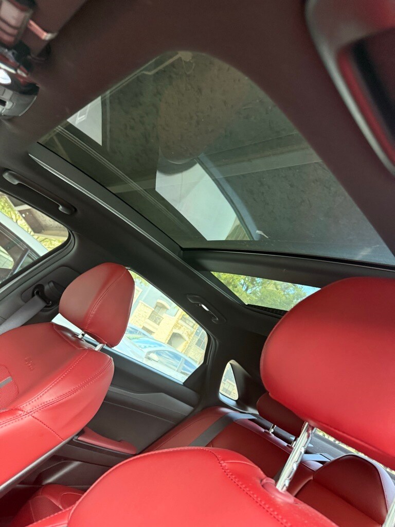 2023 Kia K5 GT-Line photo 2