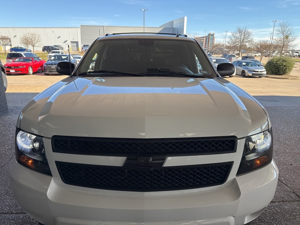 2009 Chevrolet Avalanche LTZ's photo